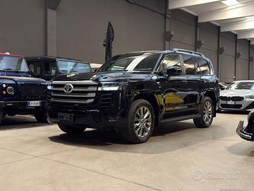 TOYOTA Land Cruiser 300 70th Anniversary 3.5 v6