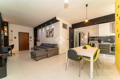 4 LOCALI A GRUGLIASCO