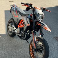 Ktm 690 Smc R 2019