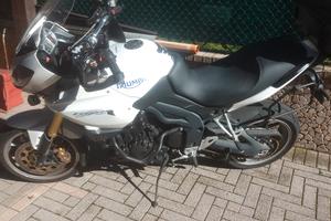moto TRIUMPH Tiger 1050 del 2011
