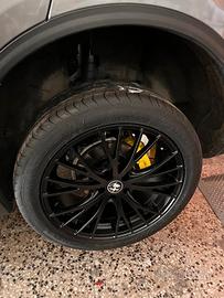 4 Cerchi con gomme 255/45/20 al 60% Per Alfa