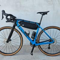 Gravel Canyon Grail CF SL 7 in carbonio