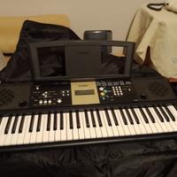 Tastiera Yamaha YPT-220