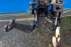 Sollevatore anteriore con PTO