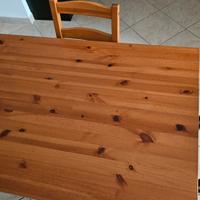 tavolo e sedie Ikea 