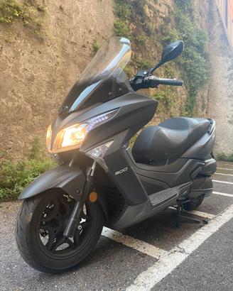 Kymco X Town 300i