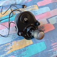 pedaliera Logitech + cambio x g29