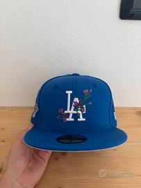 cappello con visiera new era