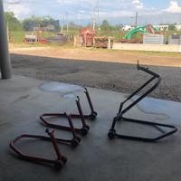 Cavalletto moto pista