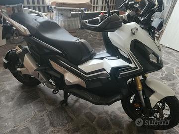 X ADV 750