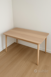 Tavolo IKEA Lisabo in legno di frassino