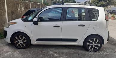 Auto CITROEN C3 PICASSO 2013