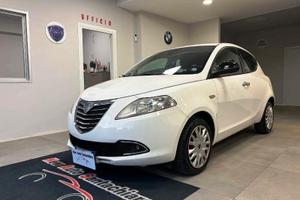 Lancia Ypsilon 1.2 69 CV S&S Gold