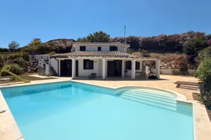 Villa con Piscina Domus de Maria