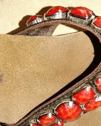 Sandali infradito con zeppa e gioielli rossi tg 36