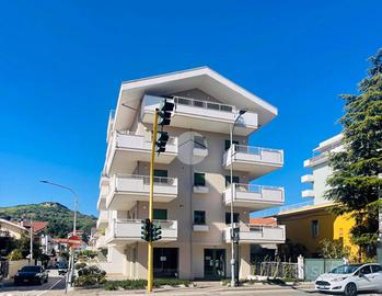 3 LOCALI A MONTESILVANO