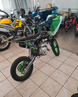 Pit bike 150cc 4T