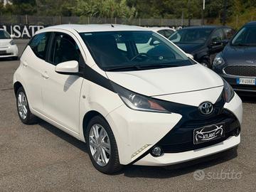Toyota Aygo 1.0 VVT-i 69 CV 5 porte x-play