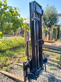 Muletto elevatore trattore