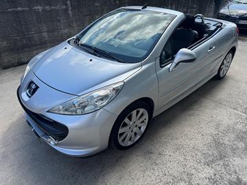 Peugeot 207 1.6 HDi 110CV CC Féline