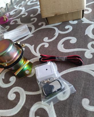 Stacca Batteria 12 V con telecomando