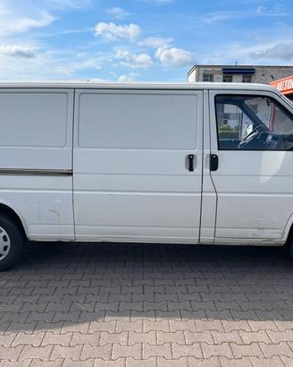 Volkswagen T4 Transporter Passo Lungo 2.4 Diesel