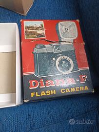  macchina fotografica diana F
