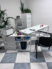 Arredamento ufficio/ casa