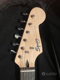 Squier Bullet Strat + amplificatore Set 