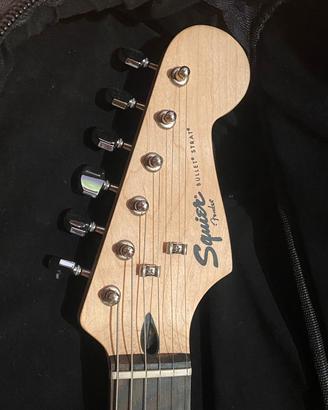 Squier Bullet Strat + amplificatore Set 