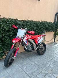 Crf motard