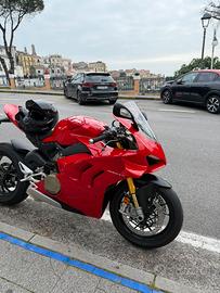 Panigale v4s