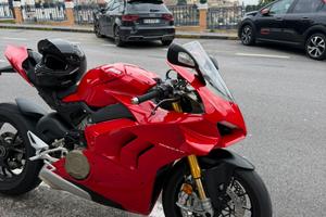 Panigale v4s