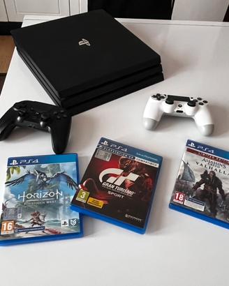 PS4 Pro 1TB + 2 Controller + 3 Giochi – Perfetta