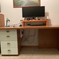 Scrivania con cassettiera 180x70x74 perfetta