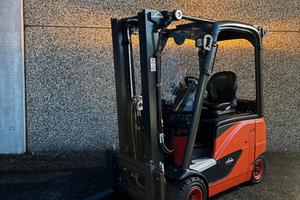 Carrello elevatore elettrico E20PH/02