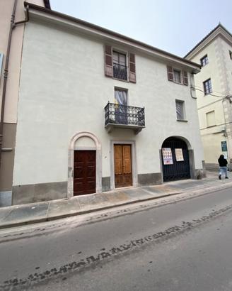 Alloggio ammobiliato di recente in centro saluzzo