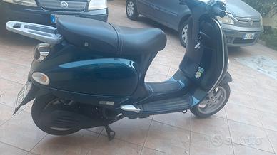 vespa et4 150