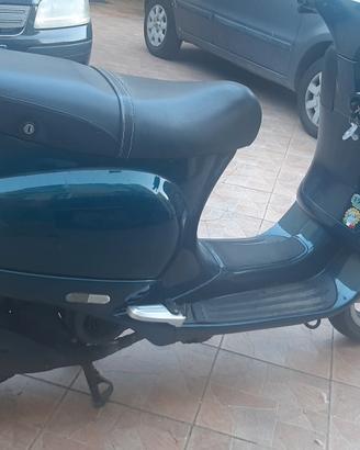 vespa et4 150
