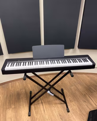 Pianoforte Yamaha P-145