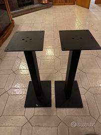 Stand per diffusori in metallo made in Italy