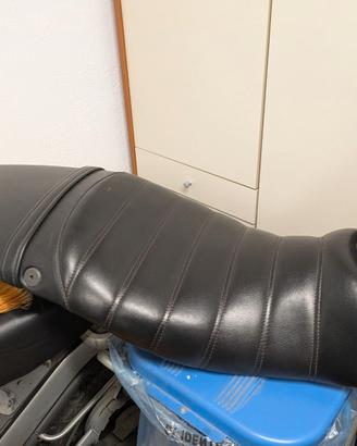 Sella Triumph Street Triple 675