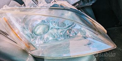 Fari macchina c-max 2006 con lampadina bianca a le