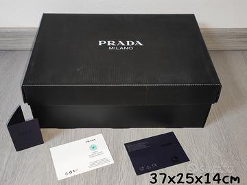 scatola Prada uomo in plastica riciclata nera