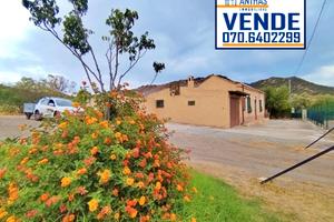 PULA ad.ze: CASA INDIP.TE con fondo di 12 ETTARI