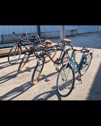 4 bici in blocco