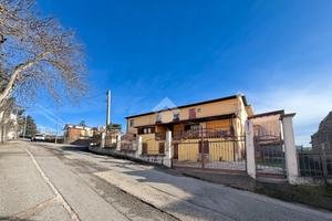 CASA INDIPENDENTE A L'AQUILA