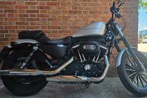 Harley-davidson 883 Iron