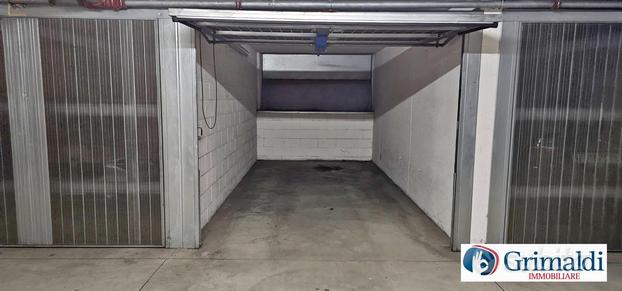 Box/Posto auto Milano [75/24VRG]