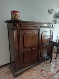 Credenza antica in legno massello